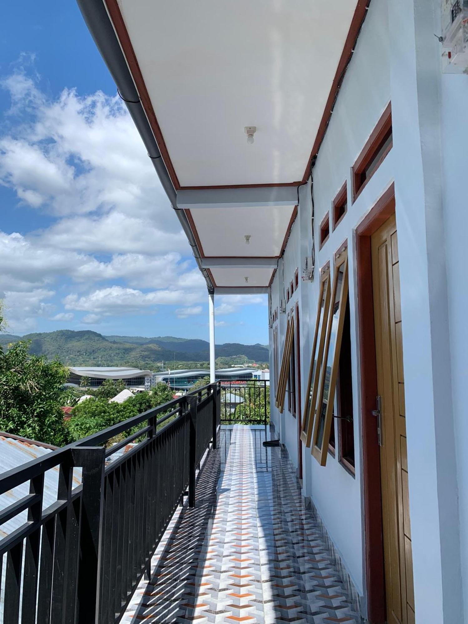 Bertus Guesthouse Labuan Bajo Exteriér fotografie